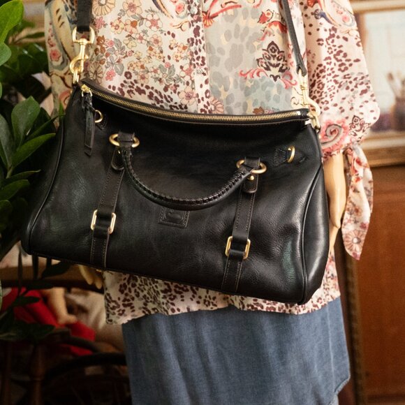 Dooney & Bourke Black Pebbled Leather Florentine Satchel a CLASSIC handbag - Picture 3 of 12